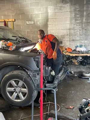 Amigo Auto Repairs Shop