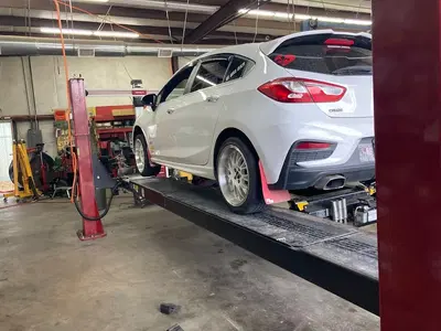 Monroe's Garage