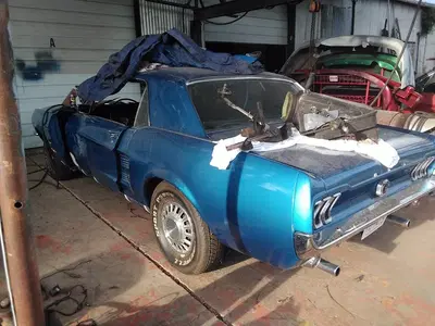 McKelvey's Mustangs parts