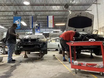 JAMAR'S AUTO & COLLISION CENTER LLC
