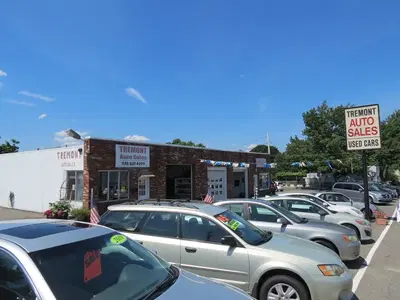 Tremont Auto