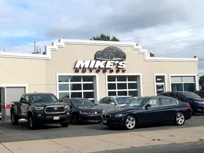 Mike's Auto Body North
