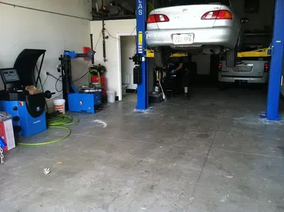 CJ AUTO & TOW