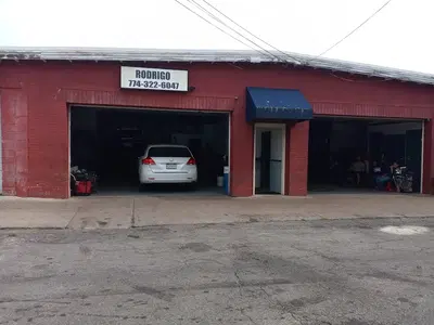 Tacach Auto repair