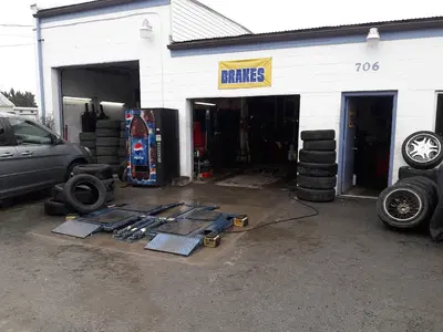 Lynn's Automotive