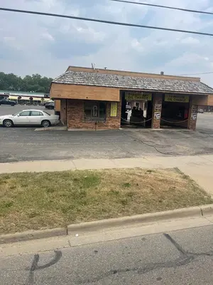 Uncle Ed's Oil Shoppe