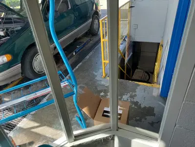 SPEEDY LUBE 24