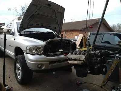 Lloyd's Quality Automotive