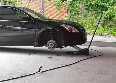 Hernandez Tire Shop