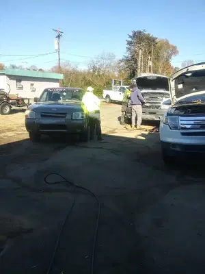 De La Torres Tire Shop