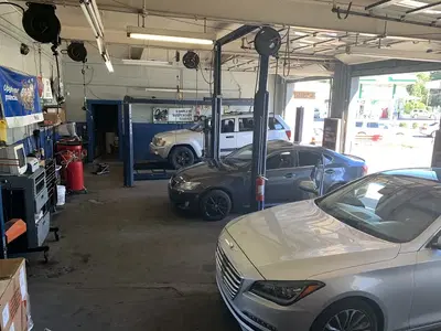 United Auto Repair Center LLC