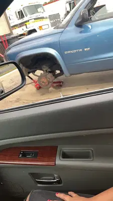 Lupita Garage