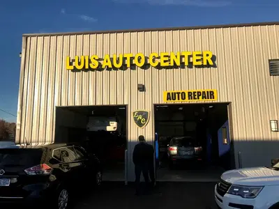 Luis Auto Center