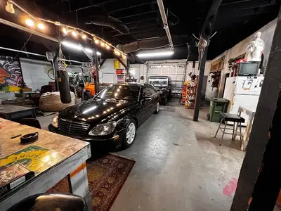 Auto Door - automotive door specialist.
