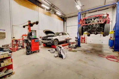 Jerome's Collision Center
