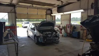 Eustis Body Shop - Grand Island