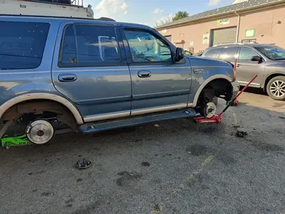 Lucas Auto Services