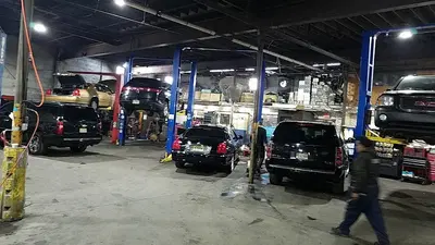 Unique Star Auto Repair & Body Shop (Behind Dunkin Donuts Only)