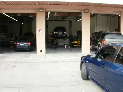 Dave's Auto Repair