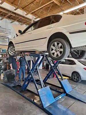 Lee Auto