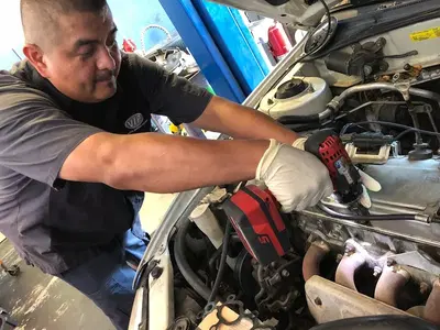 V.I.P Auto Service Center LV 1