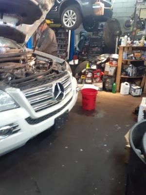 2 Bays Auto Repair