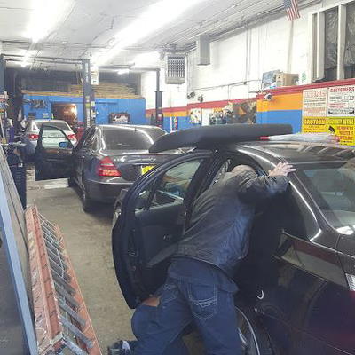 El Chamo Best Auto Repair.