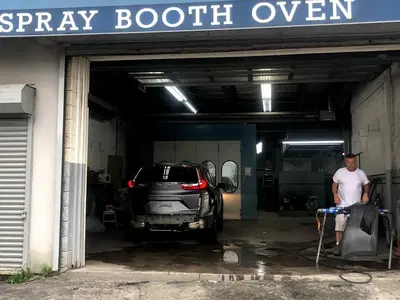 Laub's Auto Body