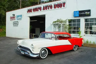 Joe Que’s Auto Body