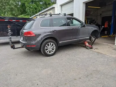 Grand Premier Tire & Custom Wheel