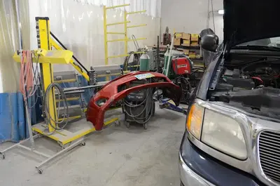 M & G Body Shop