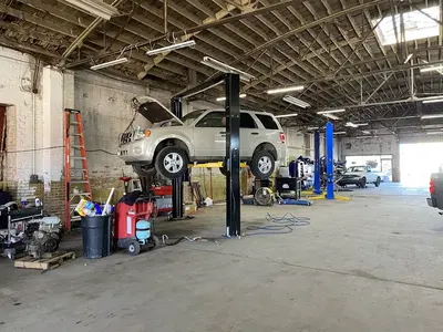 Justin's Automotive