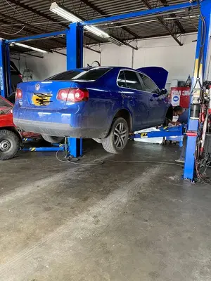 Lu's Auto Services