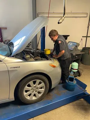Lava Auto & Tire Service
