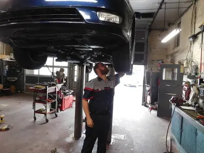 Manor Automotive LLC