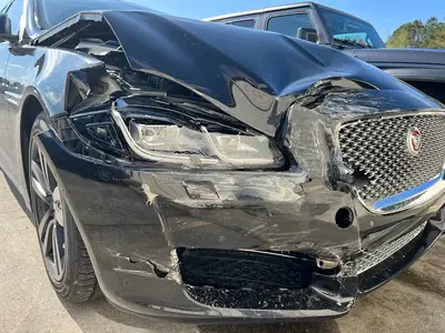 Tom's Body Shop LLC