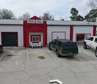 T&R Truck and Auto Repair