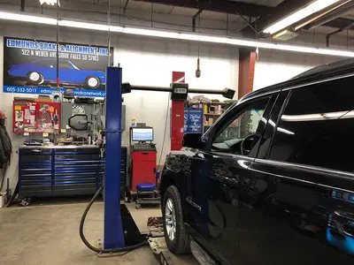 Edmunds Brake & Alignment