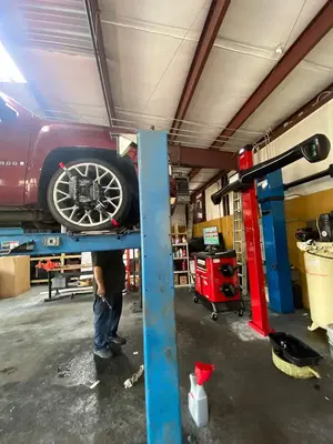 El Fresno Tire Shop
