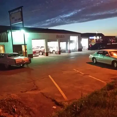 T's Auto Body Shop