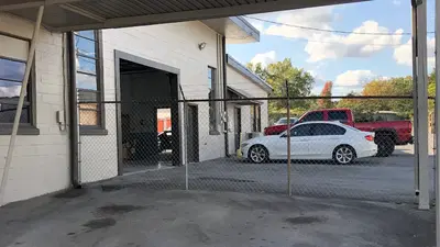 Mike's Auto Body Inc