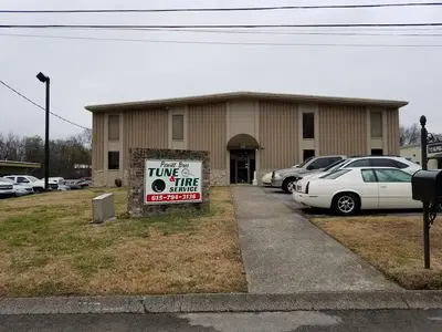 Pewitt Brothers Tune & Tire Service