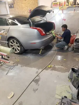 Eddie's Auto Body Shop Paint & Detail