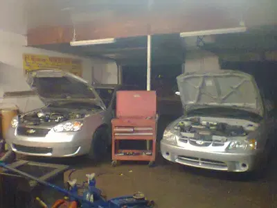 El Rincon Mechanic Shop
