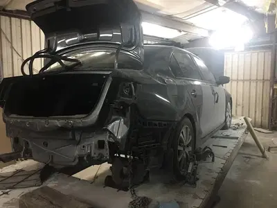 Custom Auto II Collision and Glass