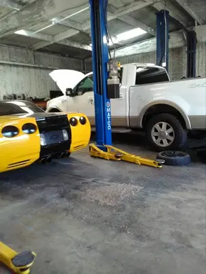 Robinson's Automotive