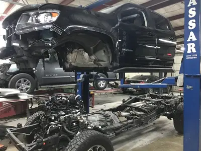 High Quality Collision Center