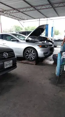 Dan's Auto