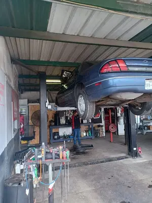 J&J AUTO SHOP