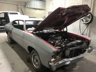 Willie's Body Shop